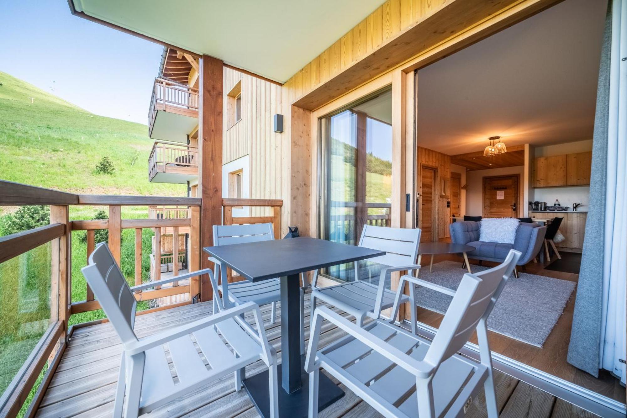 Residence Hameau De Clotaire Alpe D'Huez - By Emerald Stay Екстериор снимка